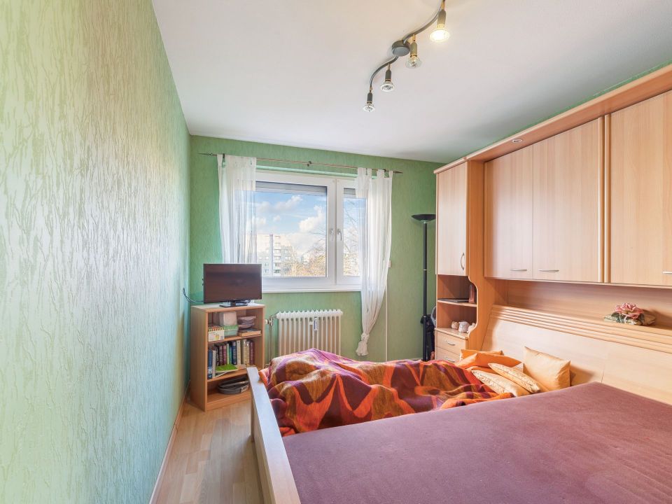 Gepflegte 3-Zimmer-Wohnung mit Balkon und Aufzug in ruhiger Lage von Isernhagen-Altwarmbüchen in Isernhagen