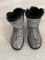 UGG Boots Schlangenmuster Snake 37 Niedersachsen - Marienhagen Vorschau