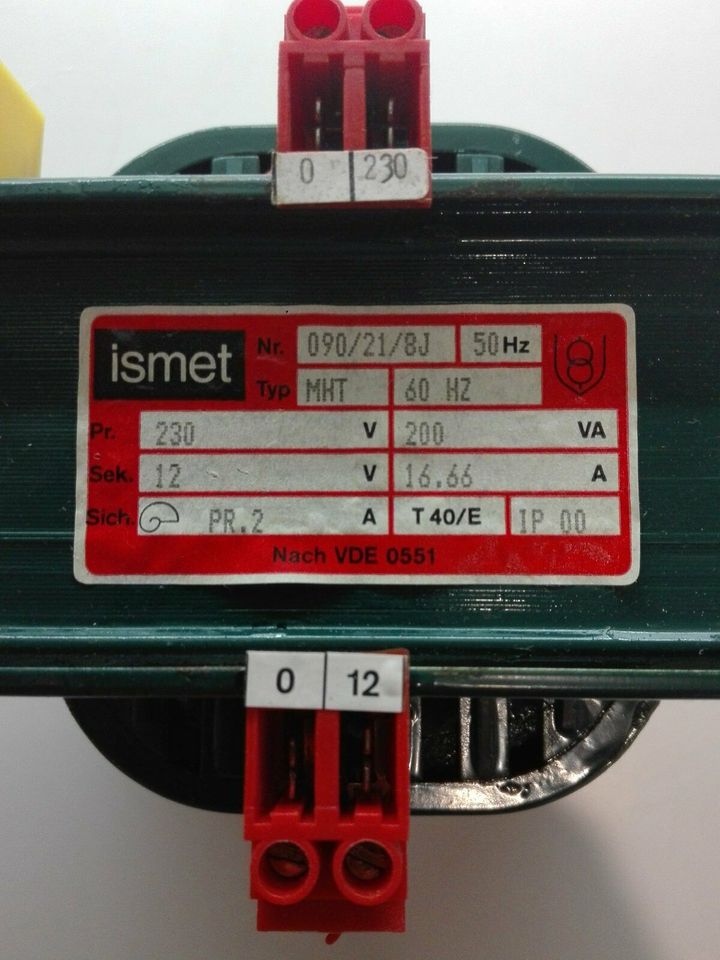 Transformator 60 Hz / 230 V / 200 VA / 12 V / 16,66 A /  VDE 0551 in Bad Überkingen