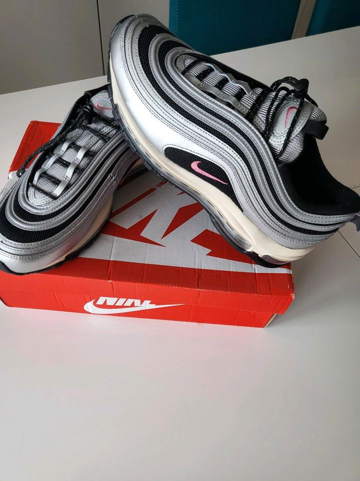 WMNS Nike Air Max 97 gr.42,5 in Delmenhorst