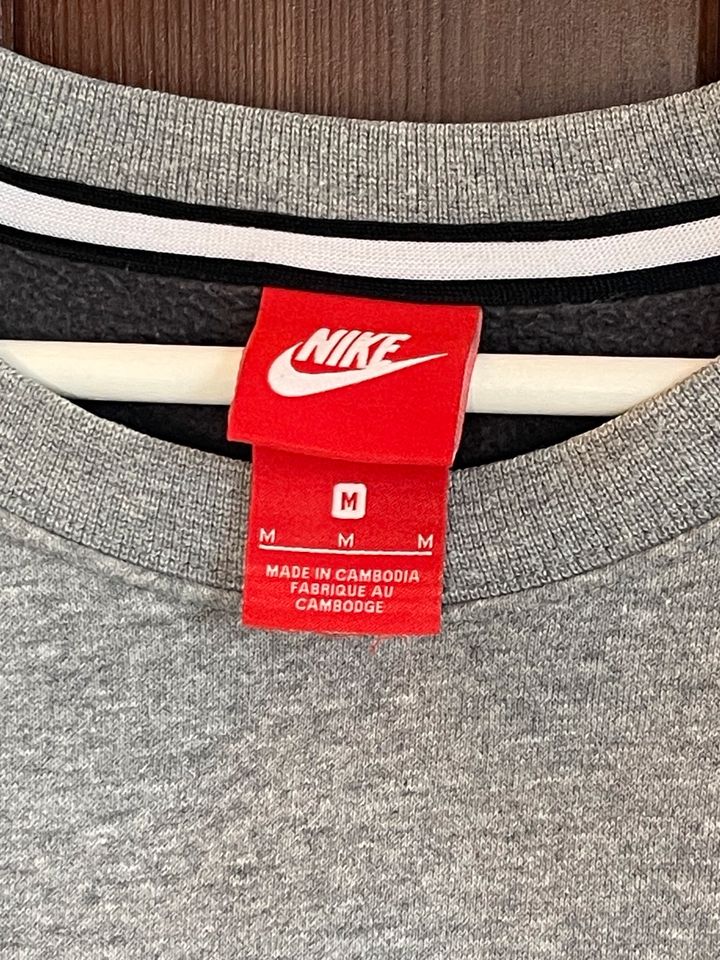 Nike Pullover in Werlte 