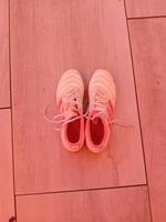 Adidas Hallenschuhe Größe 42⅔ Bayern - Oberasbach Vorschau