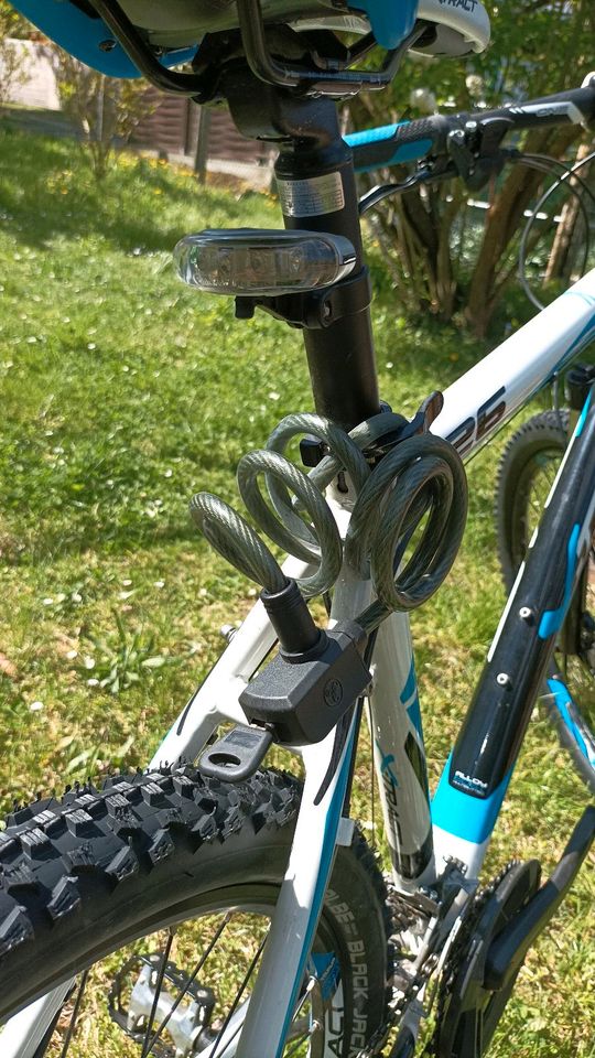 Mountainbike zu verkaufen - kaum gefahren in Werdau