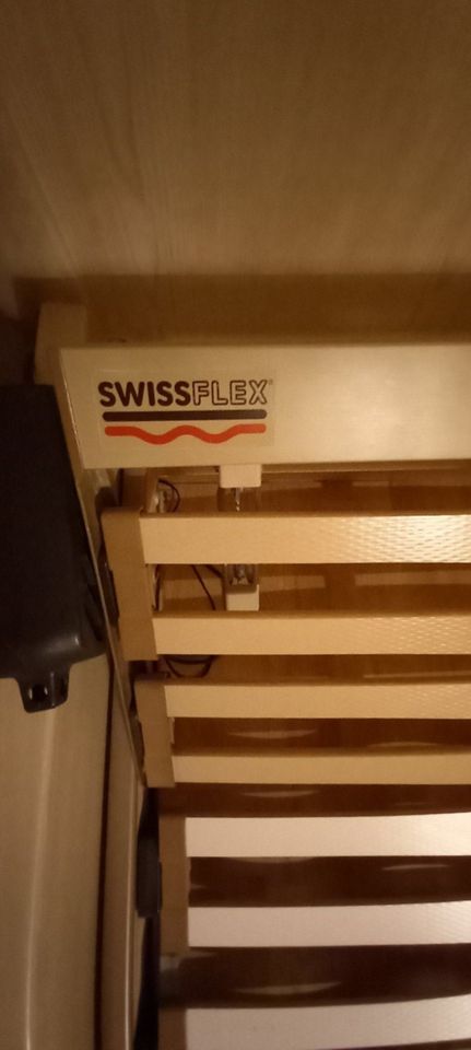 Doppelbett Ehebett Birke Esche stabil Bett Swissflex Lattenrost in Bietigheim-Bissingen