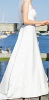 Brautkleid/ Hochzeitskleid Gr. XS, Schleppe,Schleier Mecklenburg-Vorpommern - Mandelshagen Vorschau