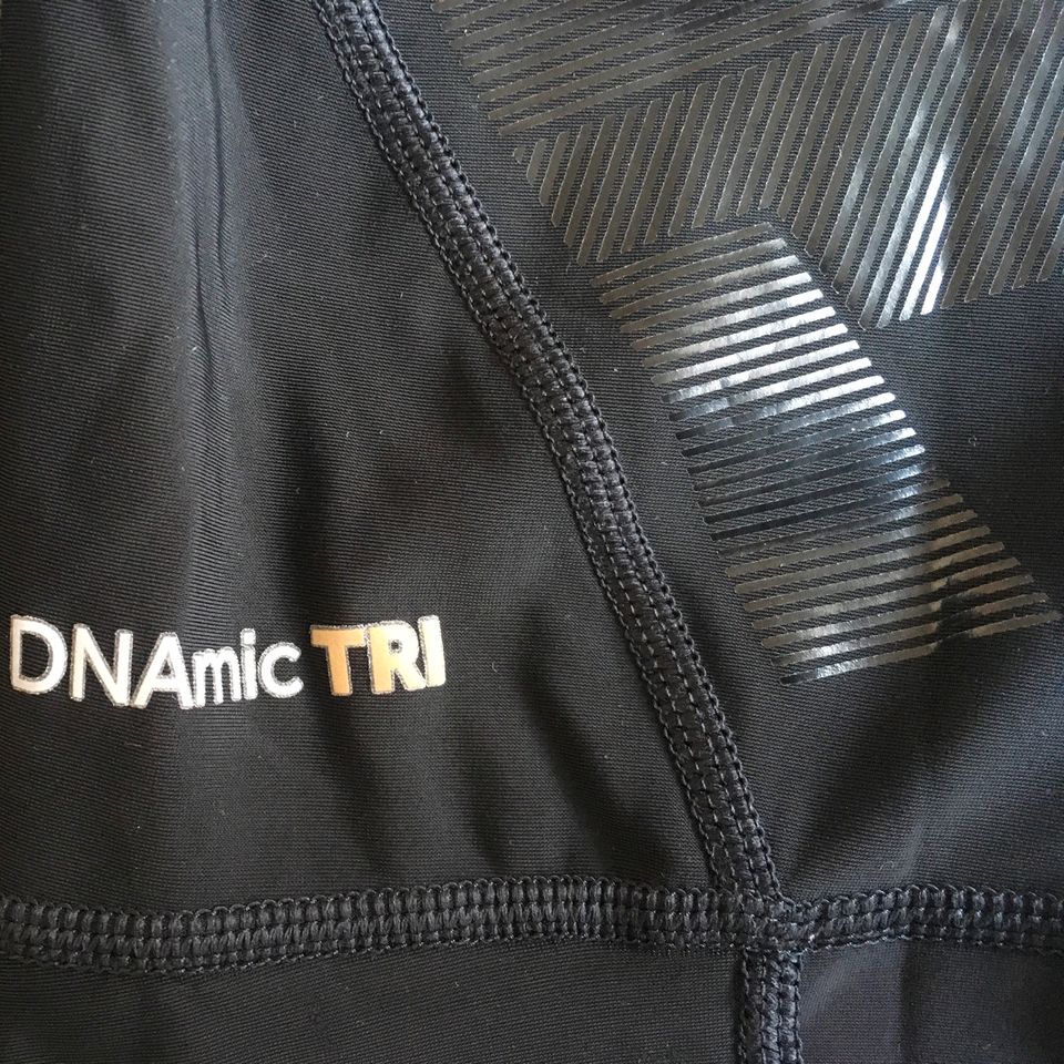 Skins DNAmic Tri Triathlon Anzug NEUwertig Gr. M in Viersen