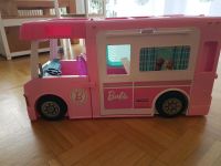 Barbie 3 in 1 Dream Camper + Puppen + Bekleidung Baden-Württemberg - Karlsruhe Vorschau