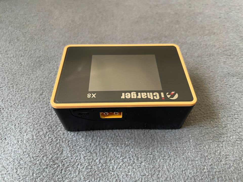 Junsi iCharger X8 1S-8S, 30A / 1100W - NEU in Lindau