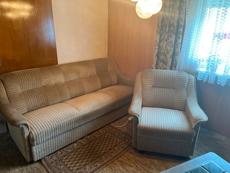 Sofa mit 2 Sesseln in Offenbach-Hundheim