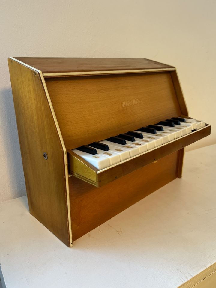 KInderklavier TOY PIANO 60er Jahre * funktioniert * Michelsonne in Bamberg