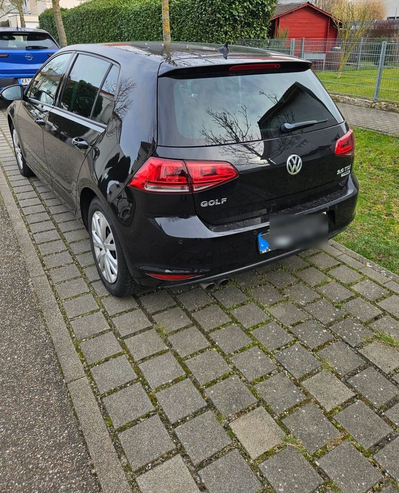 Volkswagen Golf VII 2.0 TDI DSG Highline Highline in Waghäusel