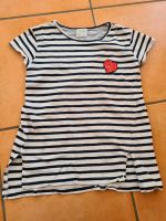 Zara Girls T-Shirt Gr 116 gestreift Herz Pailetten vokuhila Bayern - Mömbris Vorschau