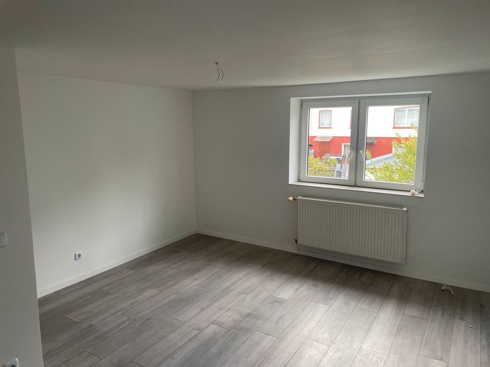 Kernsarnierte 3-Zimmer Wohnung in Remscheid, Talstr.12 42859 in Remscheid