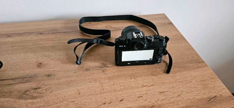 Fotoapparat Fujifilm X-T200 in Rethwisch