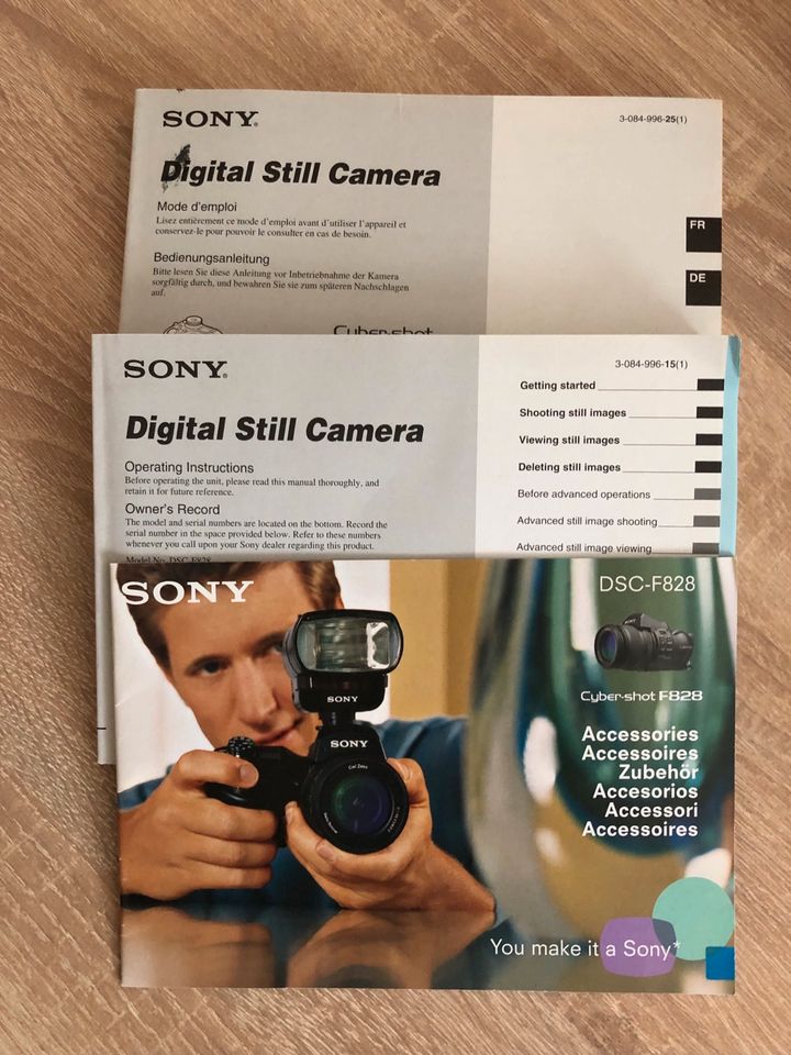 Spiegelreflexkamera Sony DSC - F 828 Cyber Shot in Schweinfurt