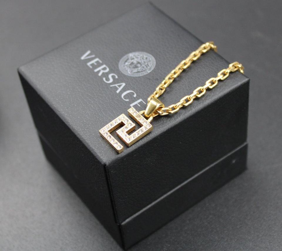 Versace Kette Damen Halskette Medusa gold Designer Schmuck in Duisburg