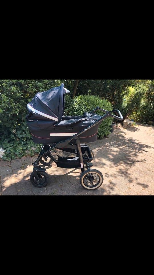 Trille dänischer Kinderwagen in Schwarzenbek