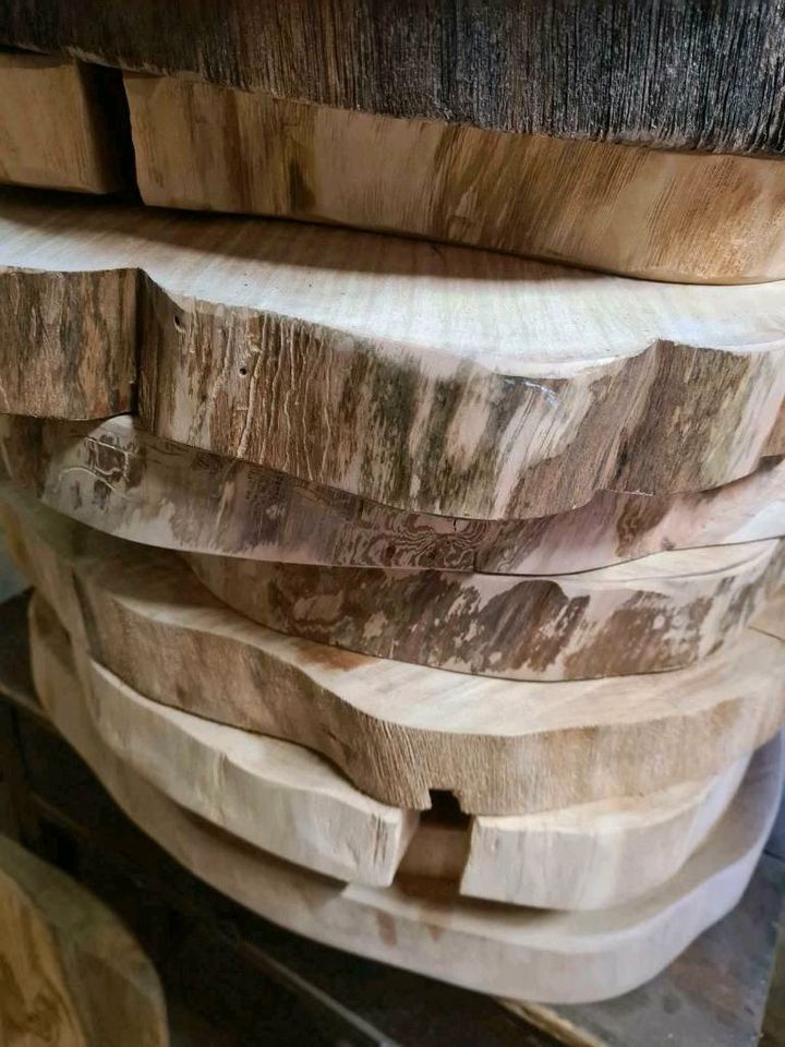 Holz Scheiben, Baumscheiben in Mietingen