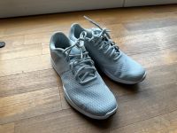 Nike Sportschuhe Sneaker Größe 38,5 Berlin - Pankow Vorschau