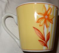 C Van Well Tasse Kaffeetasse Porzellan gelb Blumendekor H 7,7   6 Rheinland-Pfalz - Urbar Vorschau