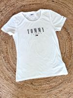 Tommy Hilfiger Jeans Shirt T-Shirt Gr M weiß Thüringen - Mühlhausen Vorschau