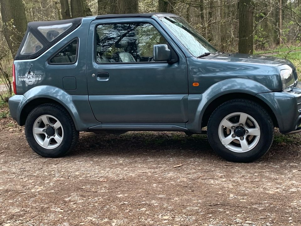 Suzuki Jimny Cabrio mit Hardtop in Bissendorf