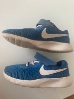 Nike Tanjun Kinder Sneaker Schuhe blau Größe 27 10C Niedersachsen - Bardowick Vorschau