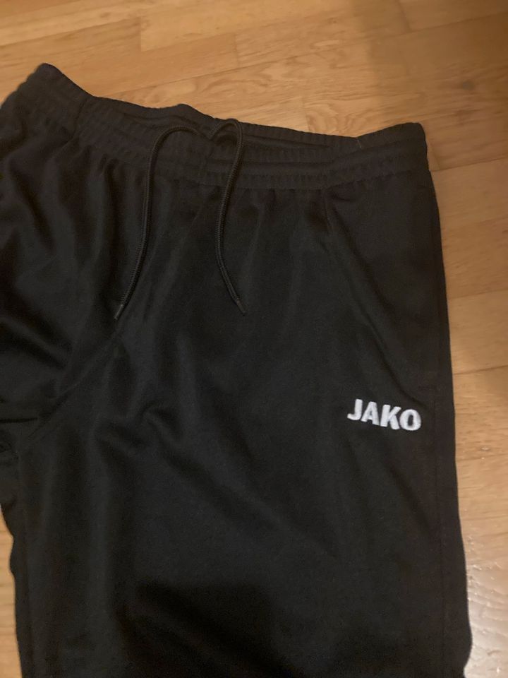 Jako Jogging Hose Trainingshose Sporthose schwarz L in Ahaus