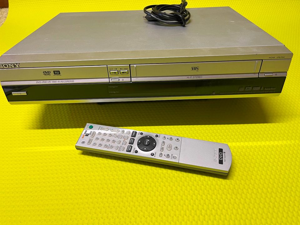 sony rdr-vx 410 dvd- vhs-recorder in Simmern