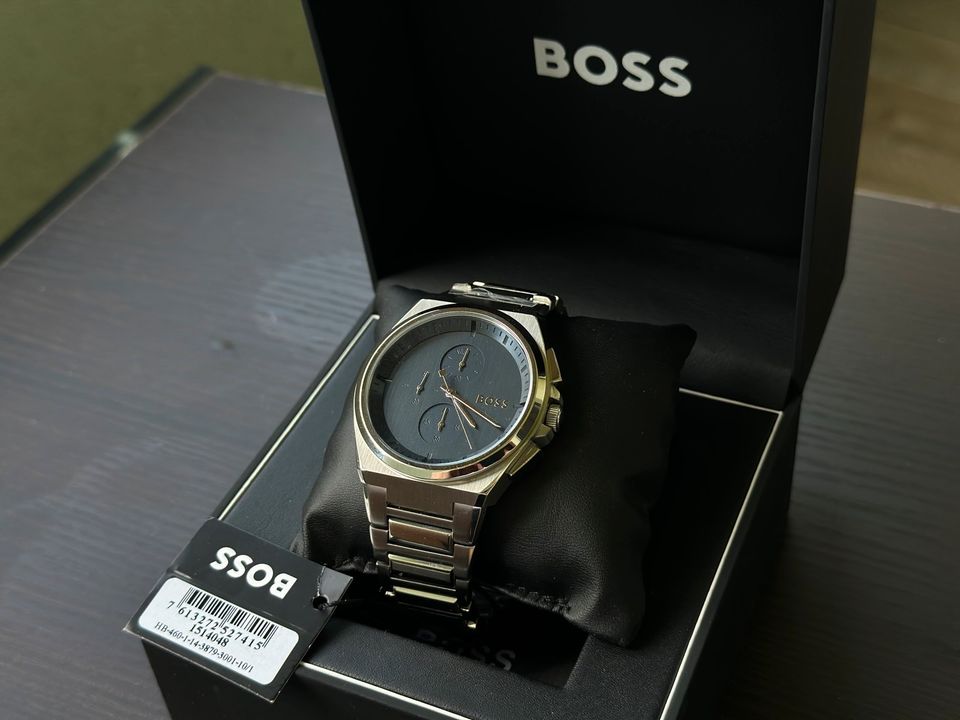 Hugo Boss Uhr Neu OVP Chronograph Herrenuhr Edelstahl Armbanduhr in Essen