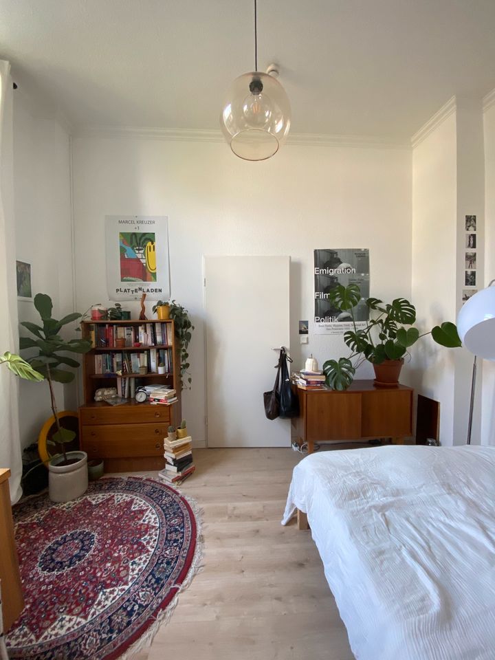 TAUSCHWOHNUNG (3,5 Zimmer gegen 4-5 Zimmer) Zülpicher Straße :) in Köln