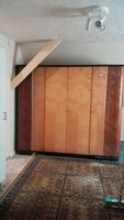 Schlafzimmerschrank aus den 60er Jahren aus Vollholz Hessen - Hanau Vorschau