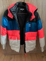 Adidas Jacke Damen Größe 38 Baden-Württemberg - Schopfheim Vorschau