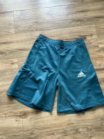 ADIDAS Short kurze Hose, Team D, weit geschnitten, neu, 38 Hessen - Seligenstadt Vorschau