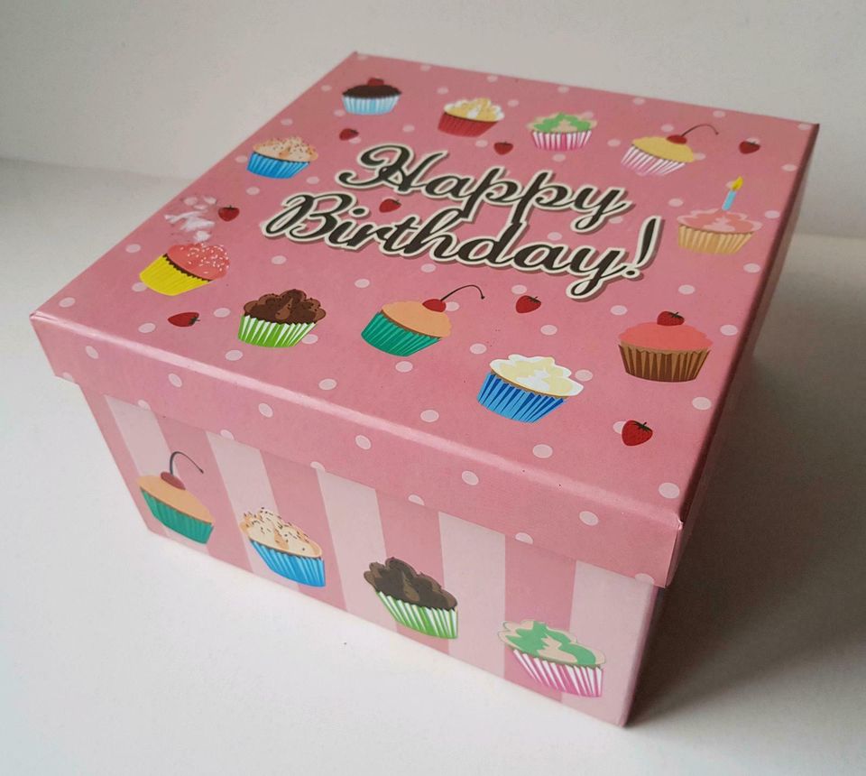 Happy Birthday! - Geschenkbox NEU (ca. 19,5 x 19,5 x 11 cm) in Bremen