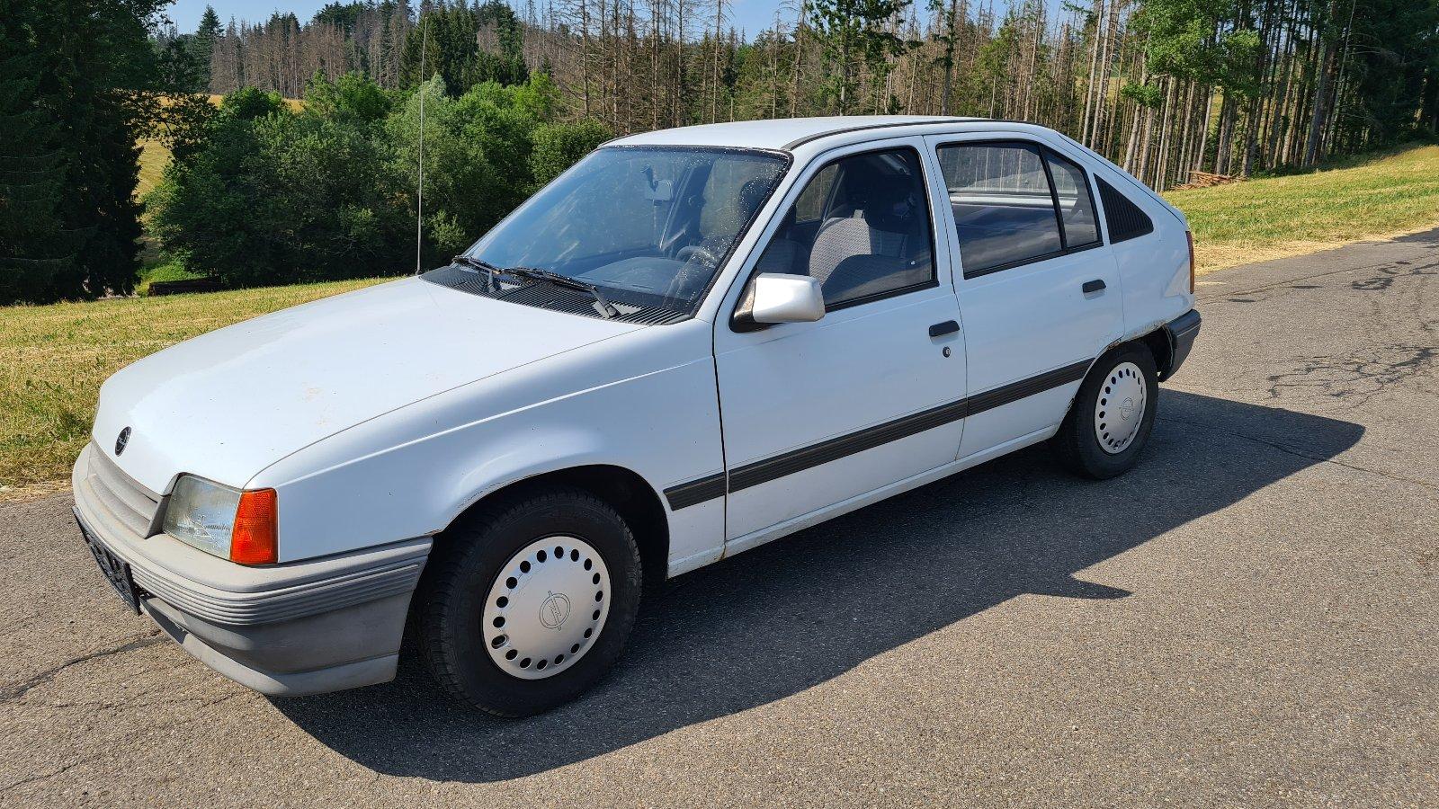 Abbildung des Autos Kadett E 1.6i fahrbereit…