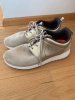 Nike Schuhe Sneaker Gold beige 38,5 Wildleder Bayern - Rednitzhembach Vorschau