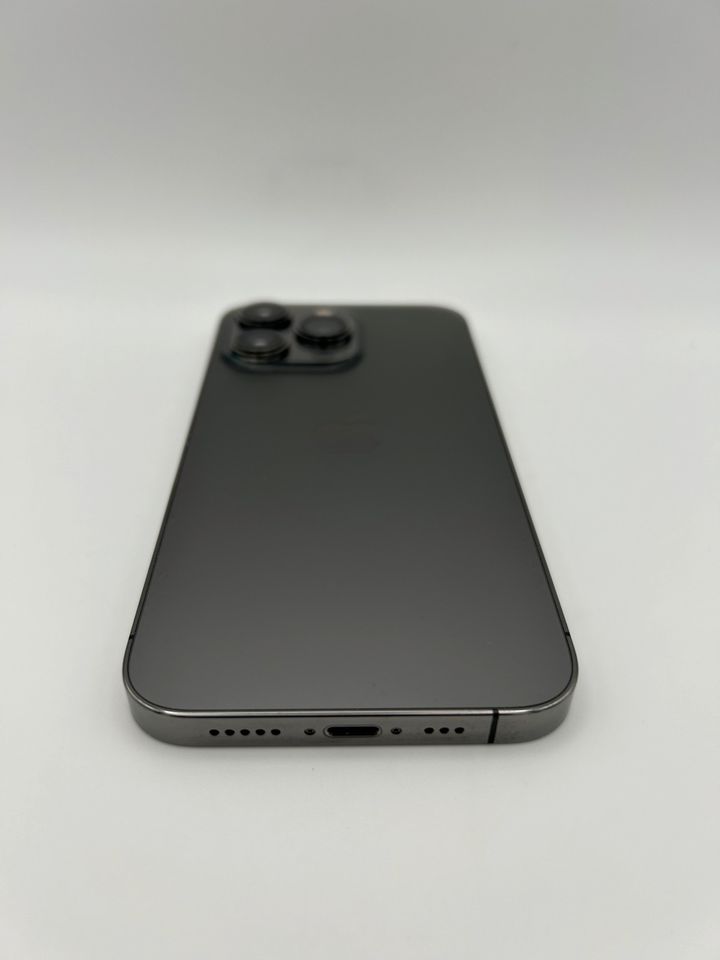 iPhone 13 Pro 128GB Graphite (Händler/Refurbished/Gut/Garantie) in Adelebsen