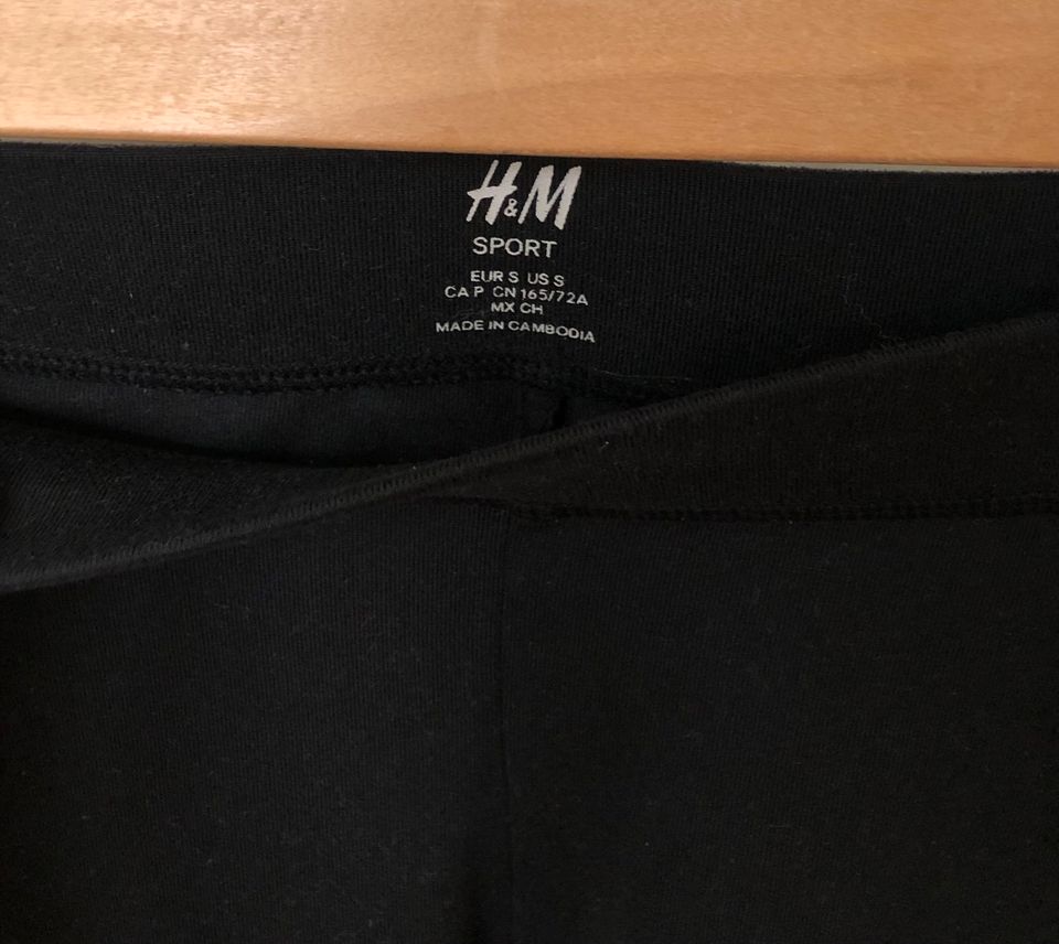 Sport Leggins Laufhose H&M 3/4 Länge Gr. XS / S in Thüringen - Weimar |  eBay Kleinanzeigen ist jetzt Kleinanzeigen