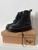 Dr. Martens Plateau Adrian Hessen - Münster Vorschau