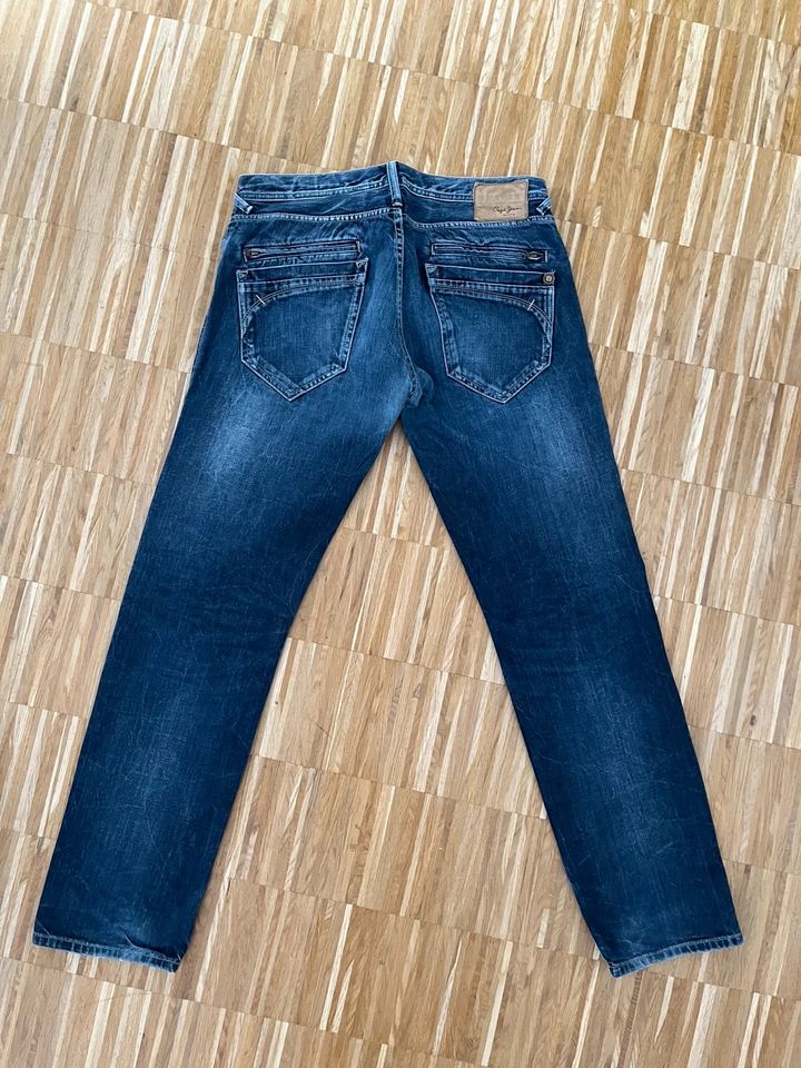 Pepe Jeans Modell Hoxton W32 L32 Straight Leg in Köln