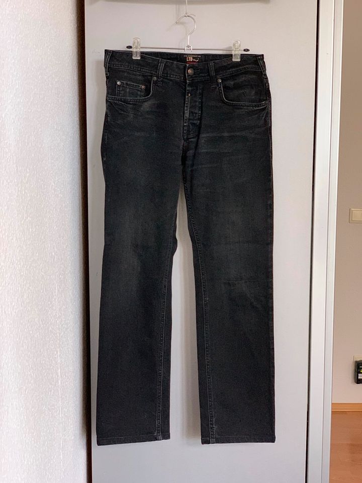 Little Big LTB Jeans Paul Thunder Black 30x32 Schwarz - wie neu in Berlin
