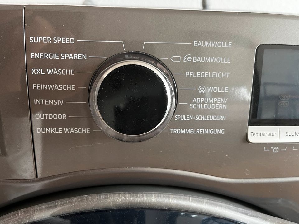 Samsung AddWash Waschmaschine grau WW80K6404QX/EG in Dresden