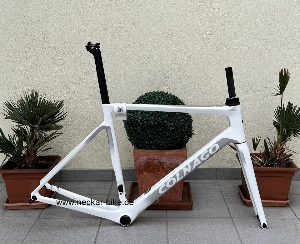 Colnago V4Rs SRAM RED AXS neue Gruppe 2024 ab sofort lieferbar in Freiberg am Neckar