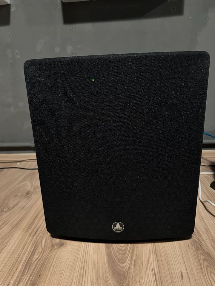 JL Audio V112 V1 Subwoofer  ( Top Zustand) in Passau