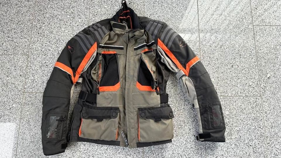 Motorradbekleidung von vanucci - Jacke Größe 50, Hose Größe 52 in Kettenkamp