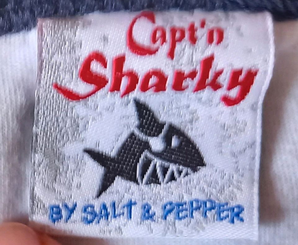 T-shirt CAPT'N SHARKY - von Salt & Pepper- Gr.116/122 in Leingarten