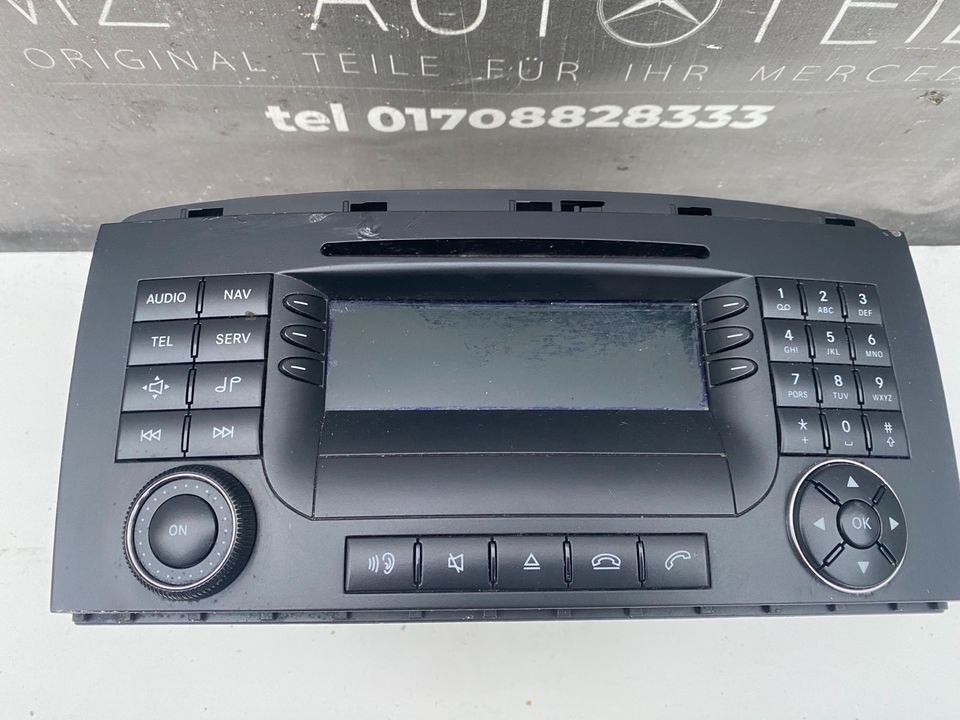 Mercedes W251 Radio CD in Molbergen