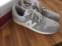 New Balance Sneaker Schuhe Herrenschuhe NEU 45 grau Hessen - Kassel Vorschau