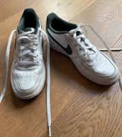 Nike Air Force 1, white/vitage green-oil, Gr. 38,5 Niedersachsen - Stade Vorschau